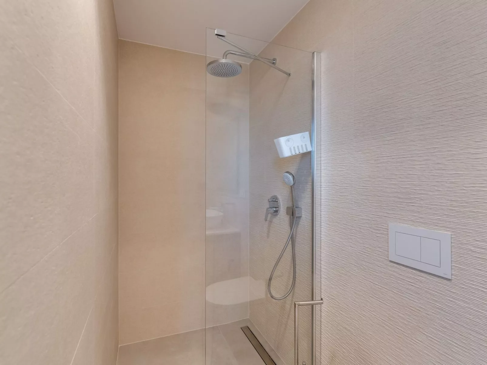 Neue moderne Villa "Smokva 1" mit Pool - Image-tags.info