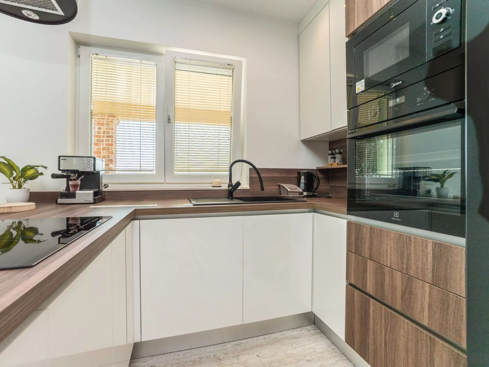 Villa "Mar" am Strand mit beheiztem Pool, Jacuzzi - Image-tags.info