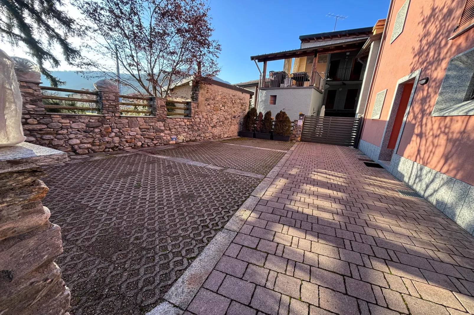 CRO 03/2 - Extérieur