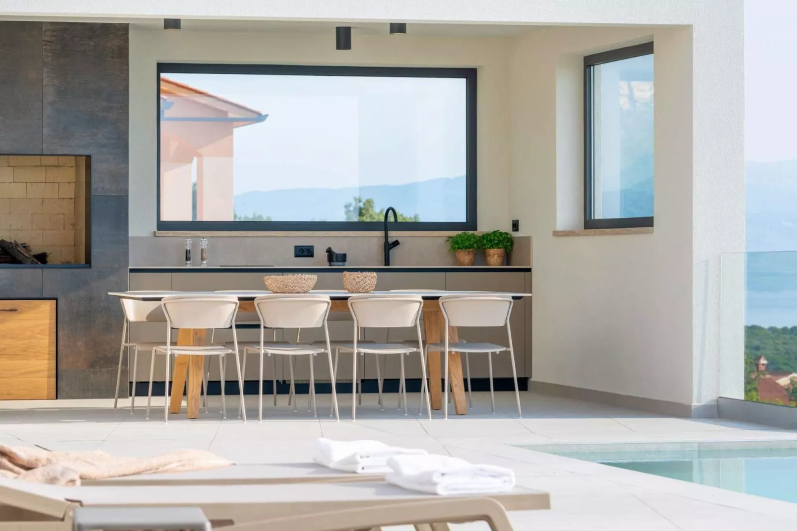Villa rOvni-Terrassenbalkon