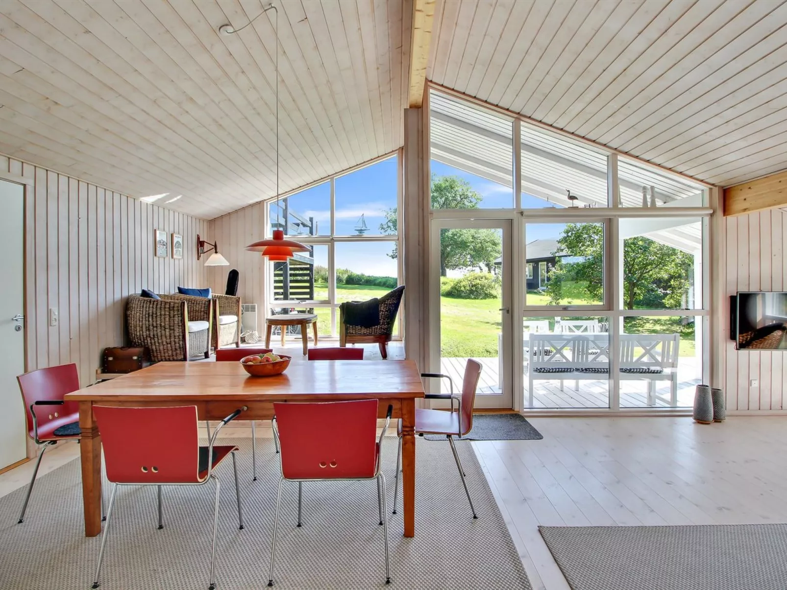 "Lilla" - 120m from the sea - Drinnen