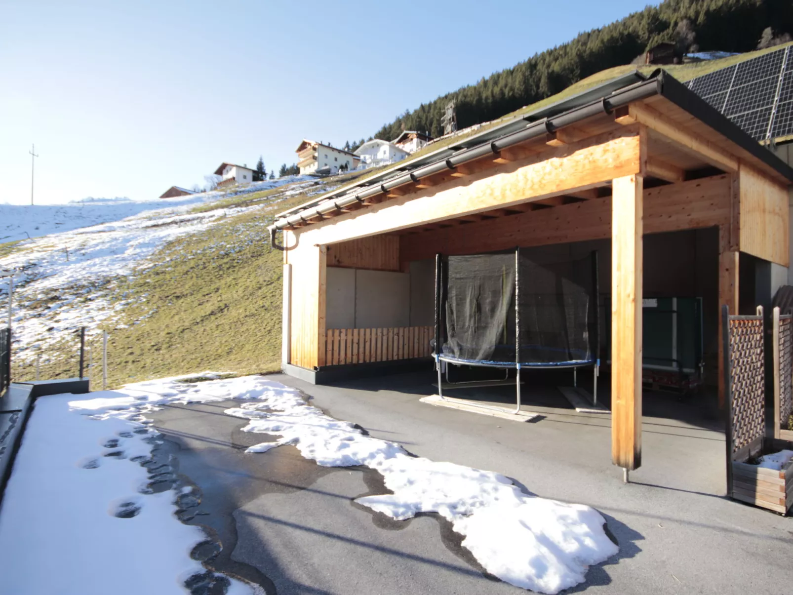 Apart Birgit-Outside