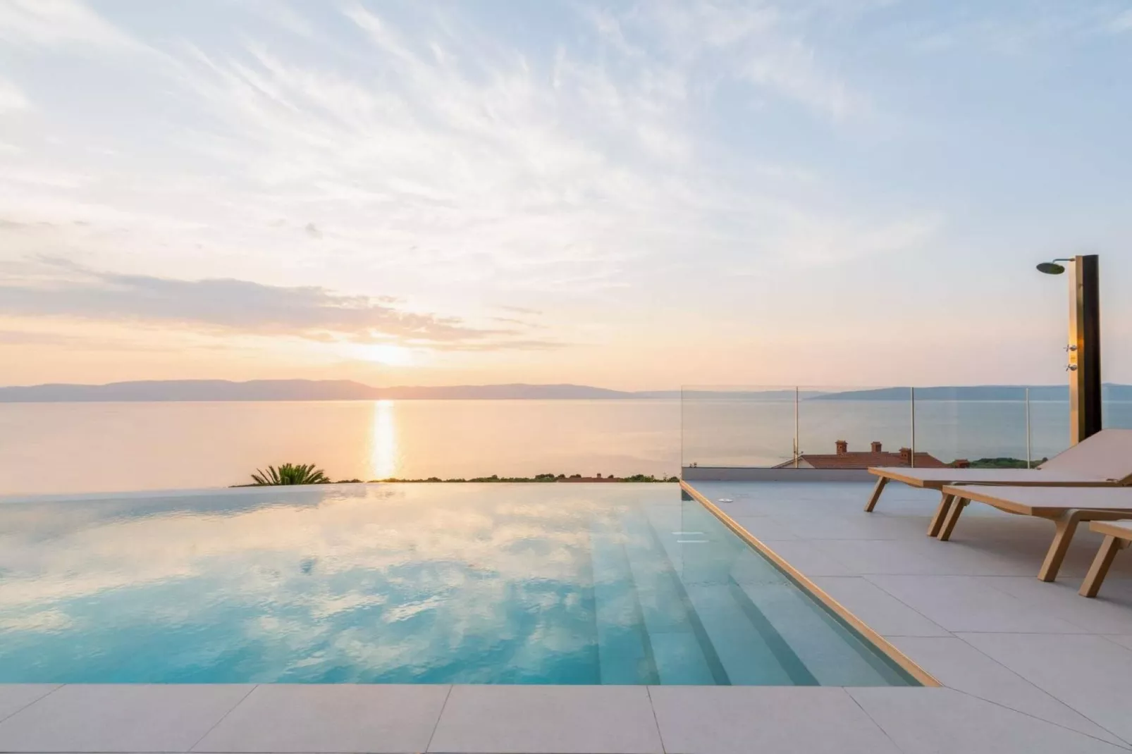 Villa rOvni-Aussicht Sommer