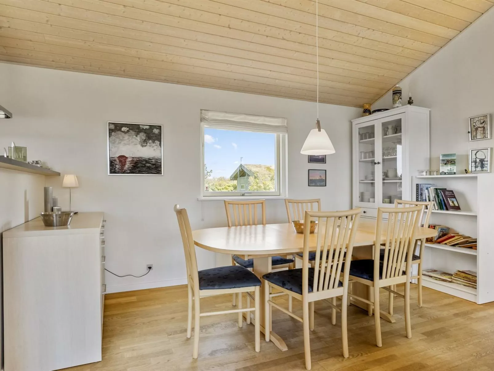 "Joris" - 1.5km from the sea-Drinnen