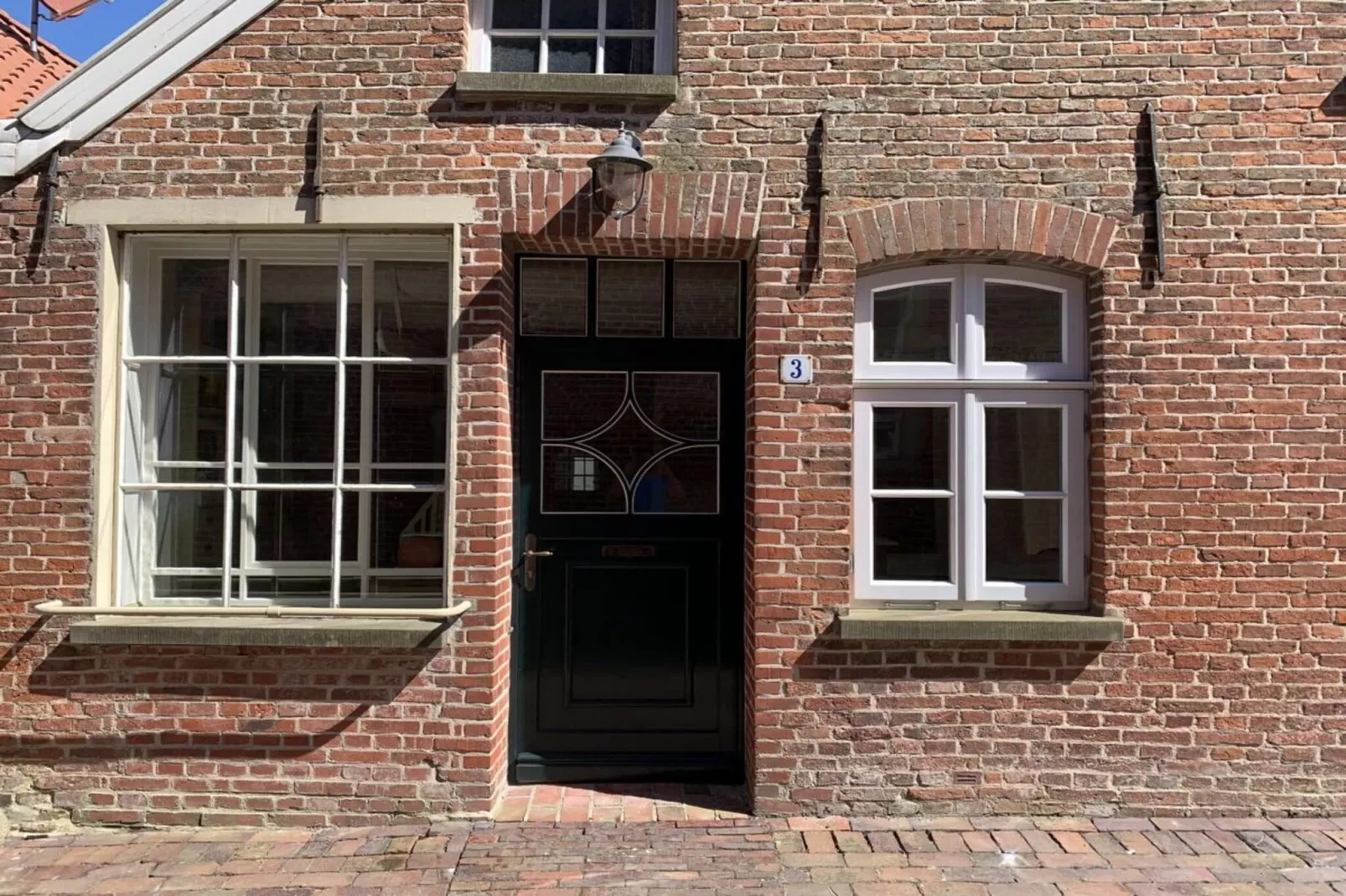 394110-Exterior in summer