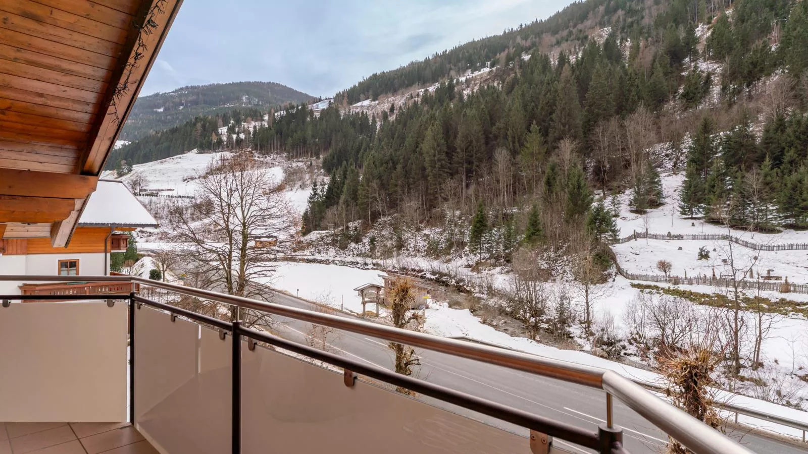 Fintinn-Terrasse / balcon