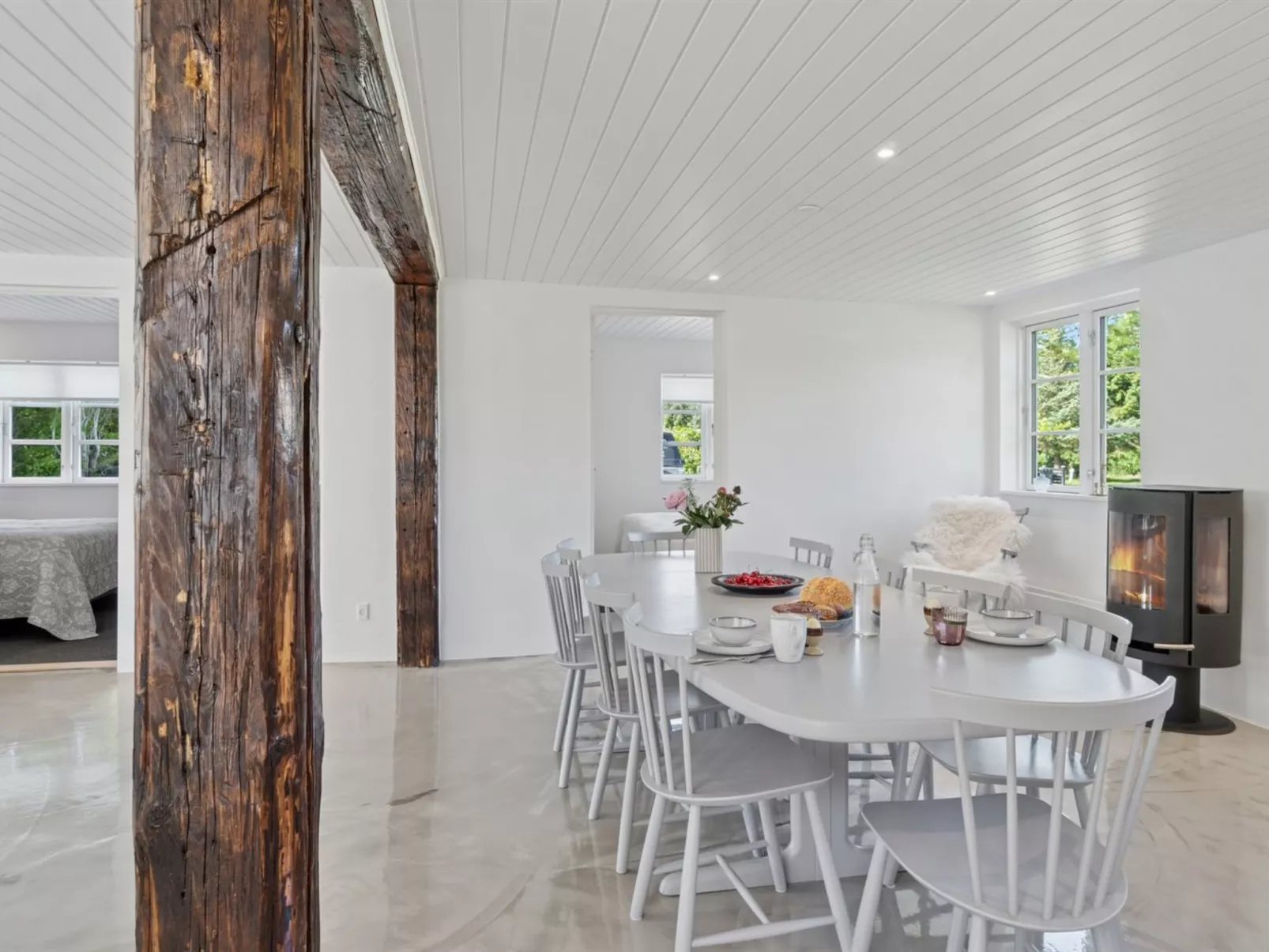 "Thrym" - 2.5km from the sea - Inside