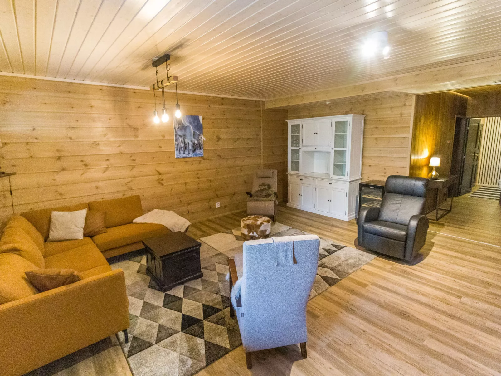 Villa valoisa - Drinnen