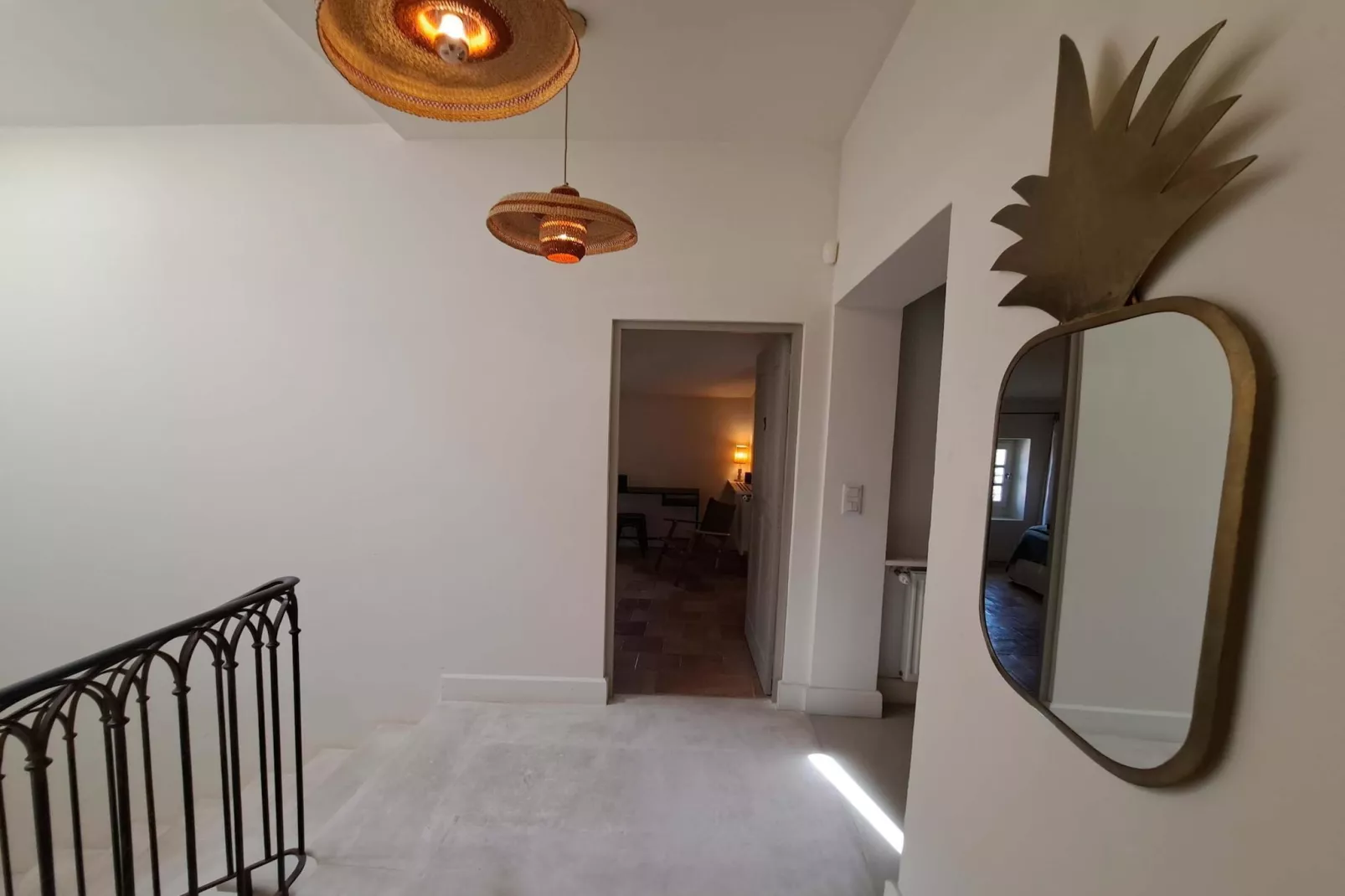 Mas Maillane demeure du XVIIIe entièrement rénové-Landing