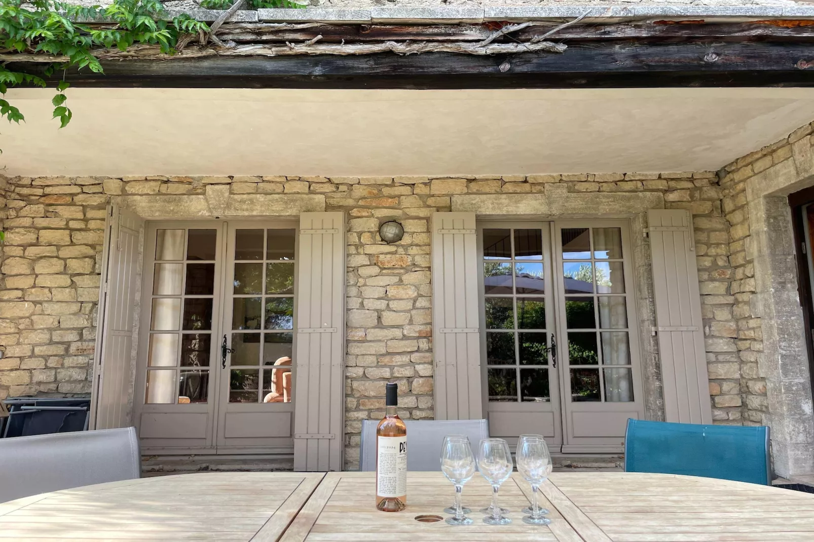 La Familiale - Maison provençale avec piscine et vue imprenable sur Gordes-Terrace balcony