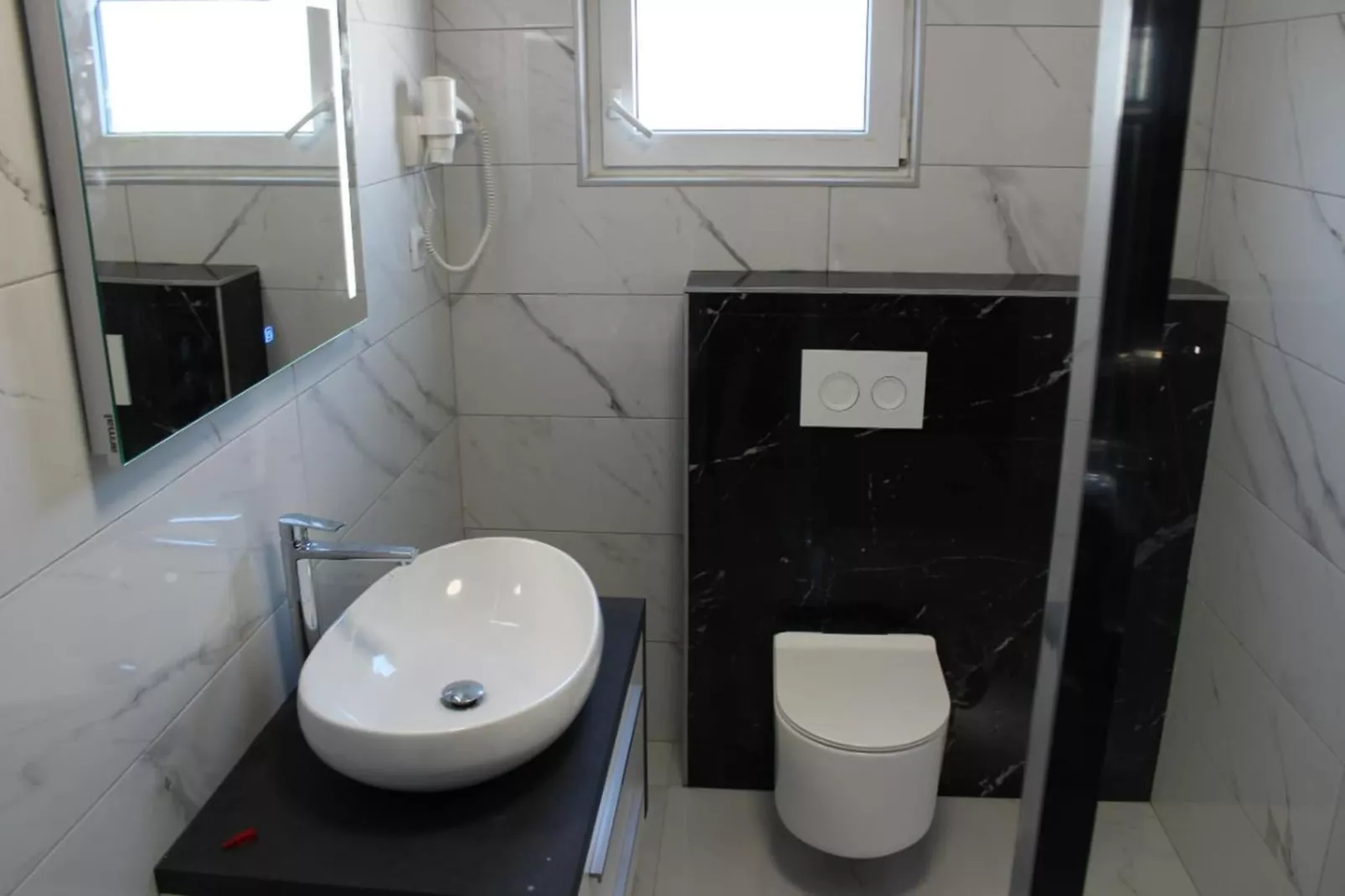 Sv Marija1 - Ferienwohnung 7 - Typ 4plus2 - Badezimmer