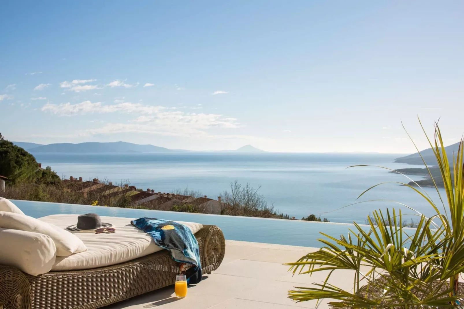 Villa Mayan-View summer