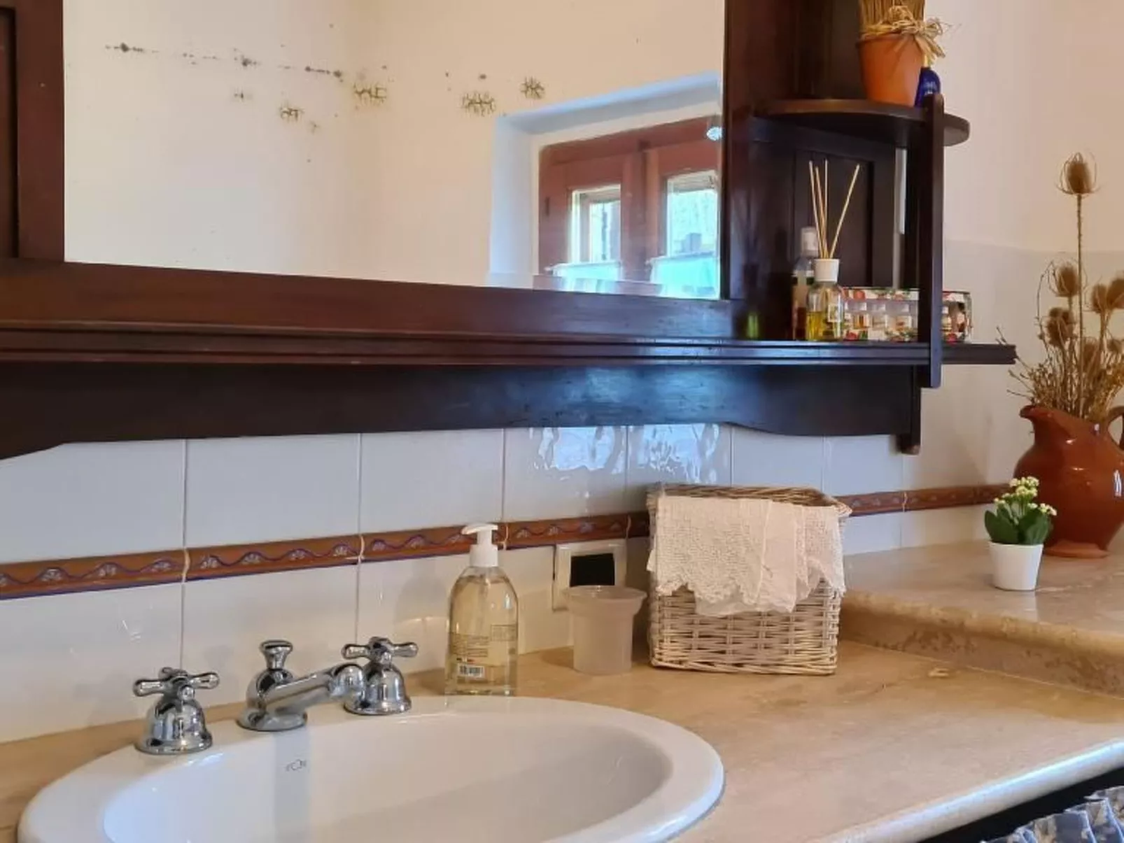 Altes Haus in Rotecastello mit großem Pool - Image-tags.info