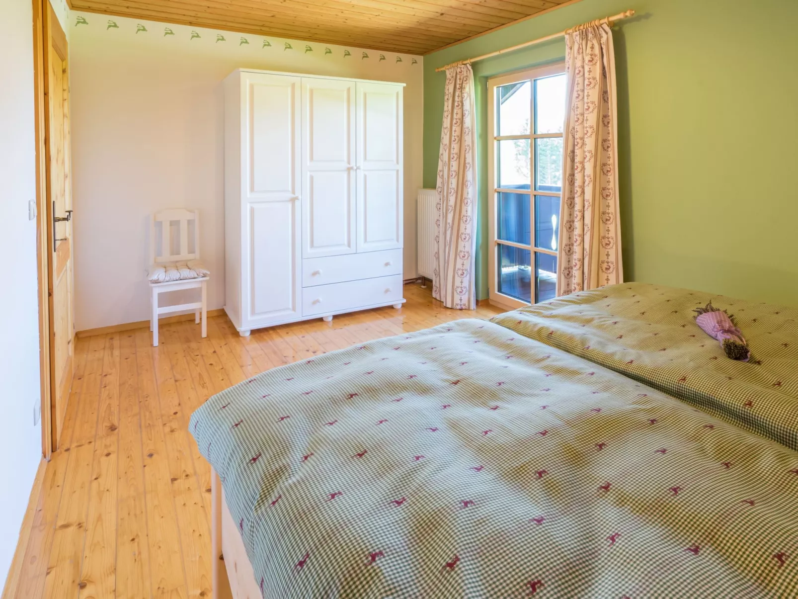 Erhöhte und ruhige Lage am Ortsrand von Bad Aussee - Image-tags.info