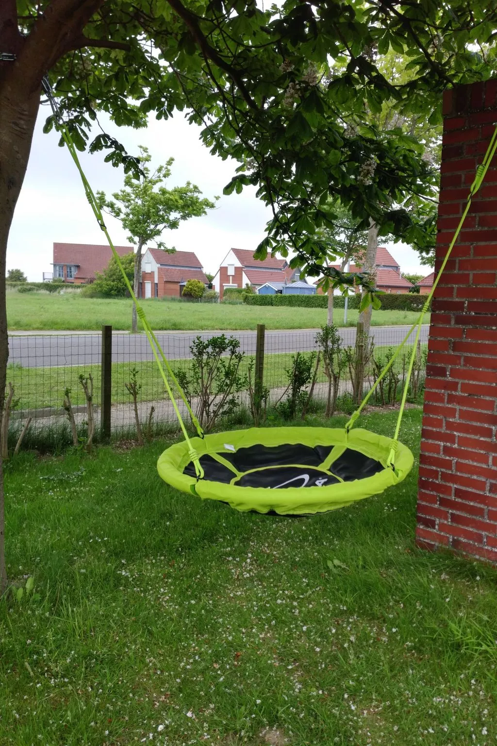 Mit Garten, Grill und Terrasse - Image-tags.info