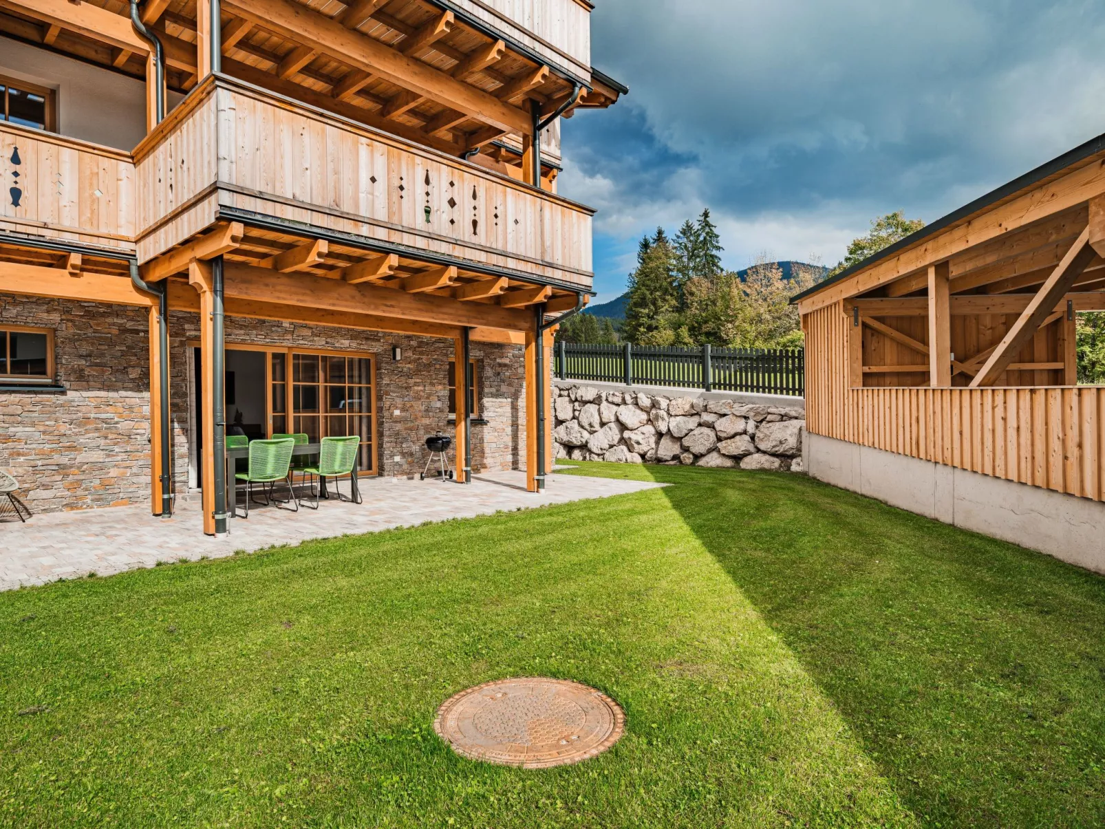 In Rußbach Am Pass Gschütt mit Garten, Terrasse und Grill - Image-tags.info