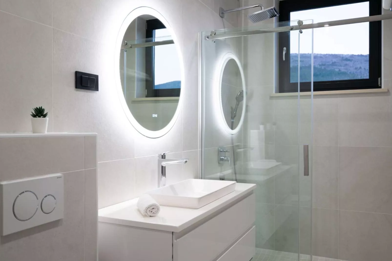 Villa Lea-Bathroom