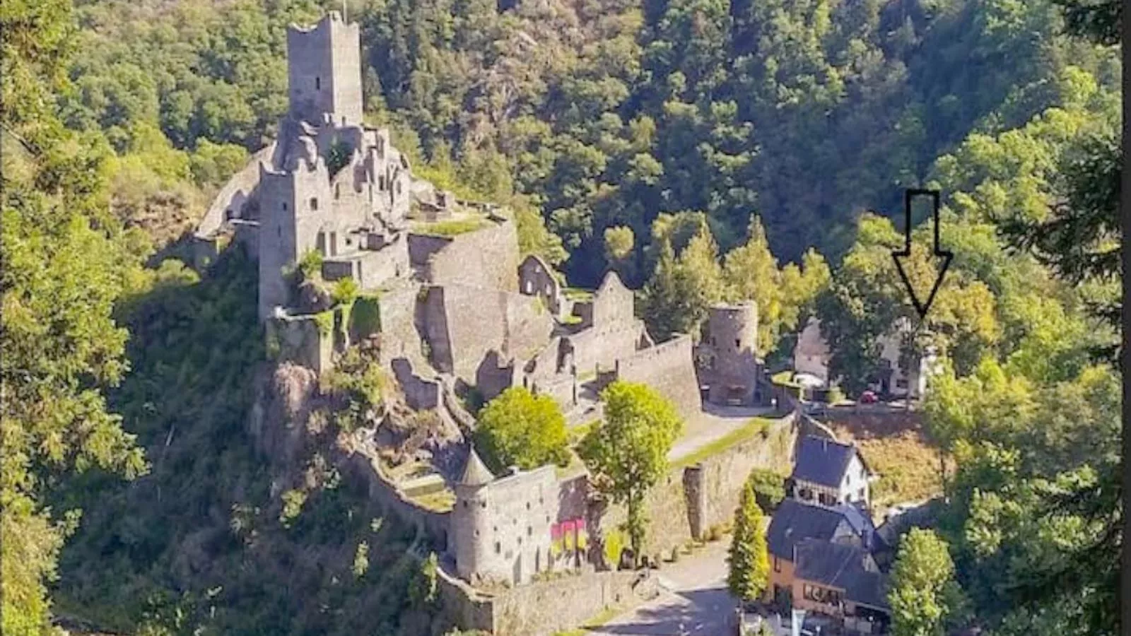 Manderscheid - Außenbereich Sommer