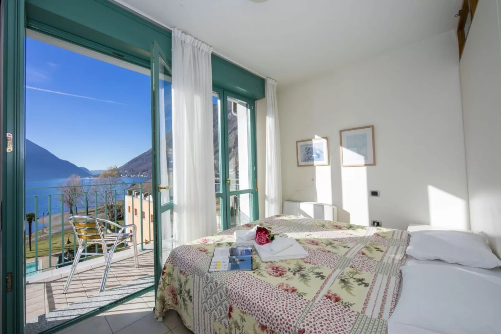 RESIDENCE PORTO LETIZIA - PALACE-1ROOM APT 4 PAX LAKE VIEW PLUS 8205 - P1LP4 - Bedroom