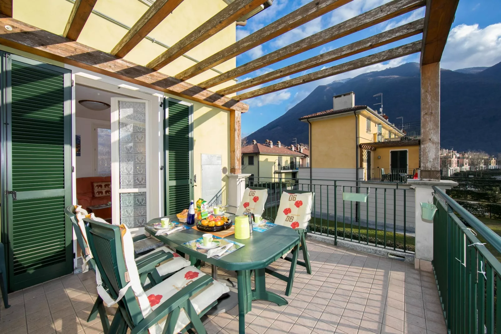 RESIDENCE PORTO LETIZIA - VILLAS-BILOCALE 4 PAX VISTA LAGO PLUS 8215 - V1LP4 - Terrasse/Balkon