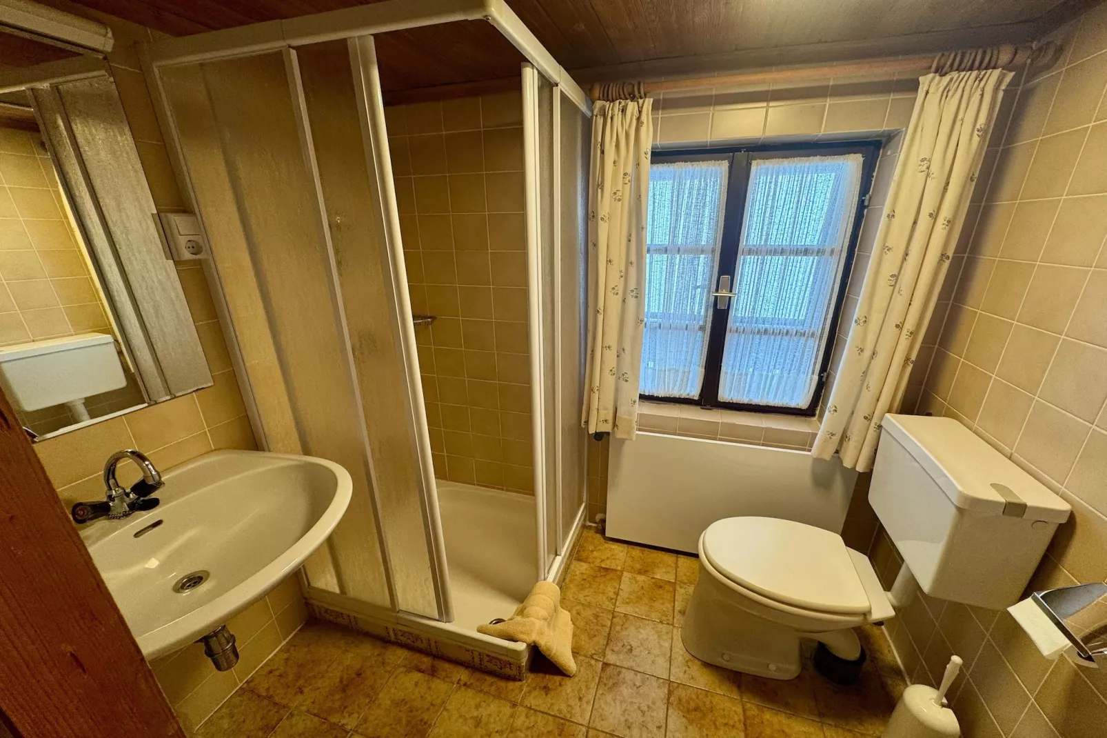 Grafhube Appartements - 2-Raum-Bathroom