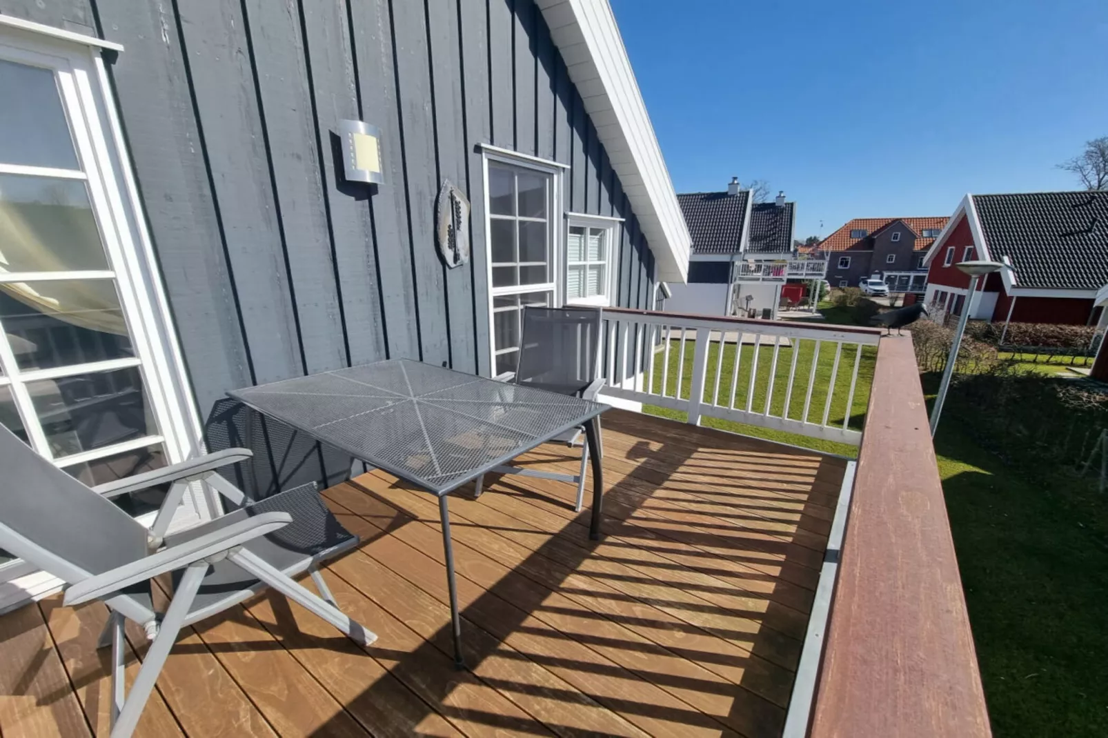 47500-Terrace balcony