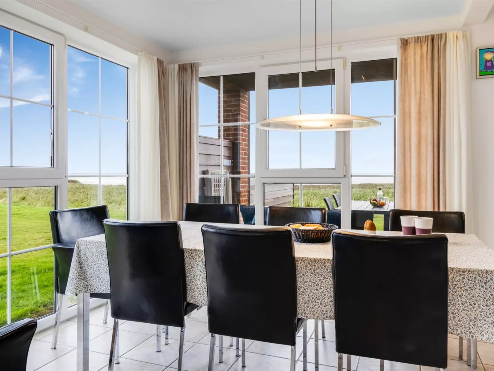 "Auwe" - 3.5km from the sea-Drinnen