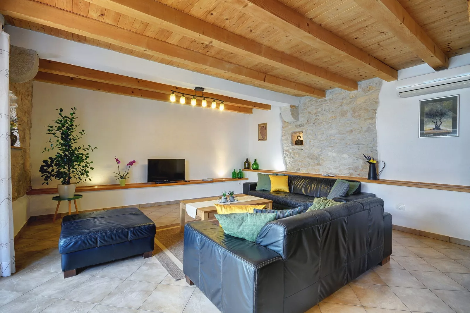 Villa Katarina-Living room