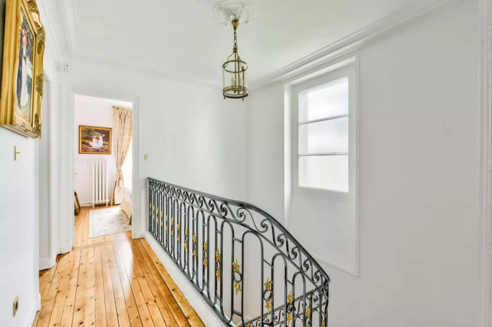 Noble demeure de luxe en plein coeur de Paris-Flur