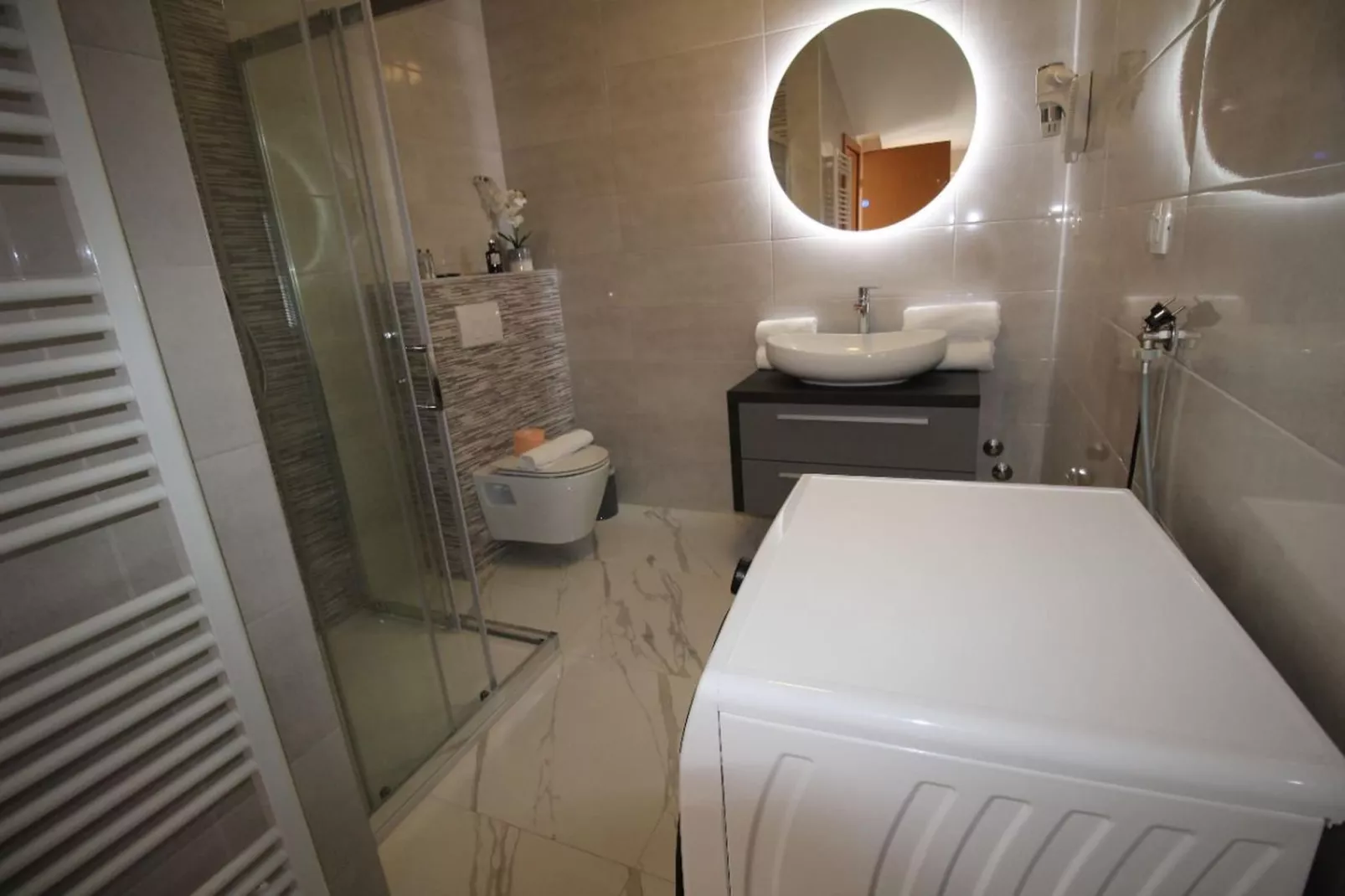 Penthouse - Typ 6plus2-Salle de bain