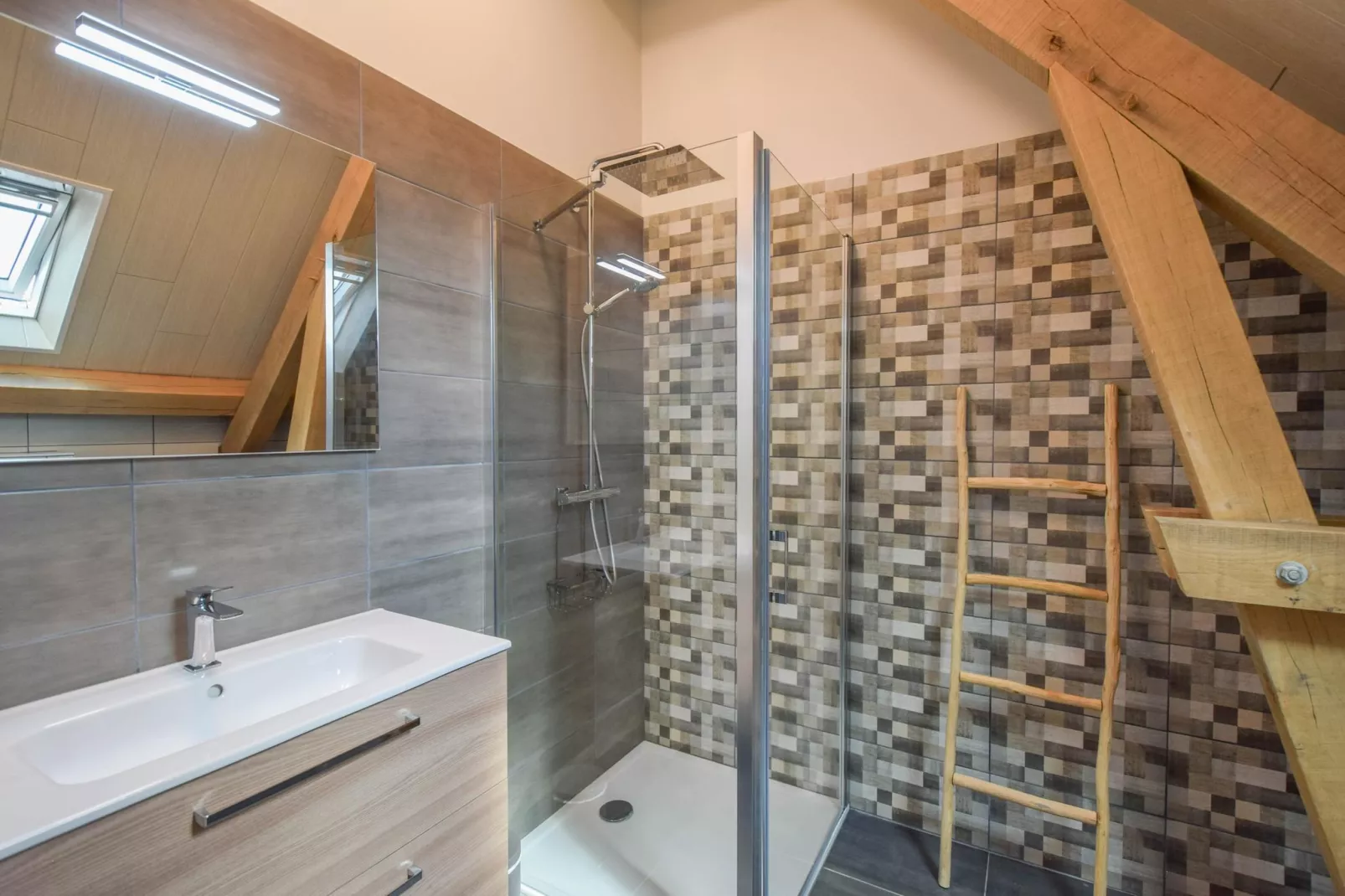 Maison Wallon - Bathroom