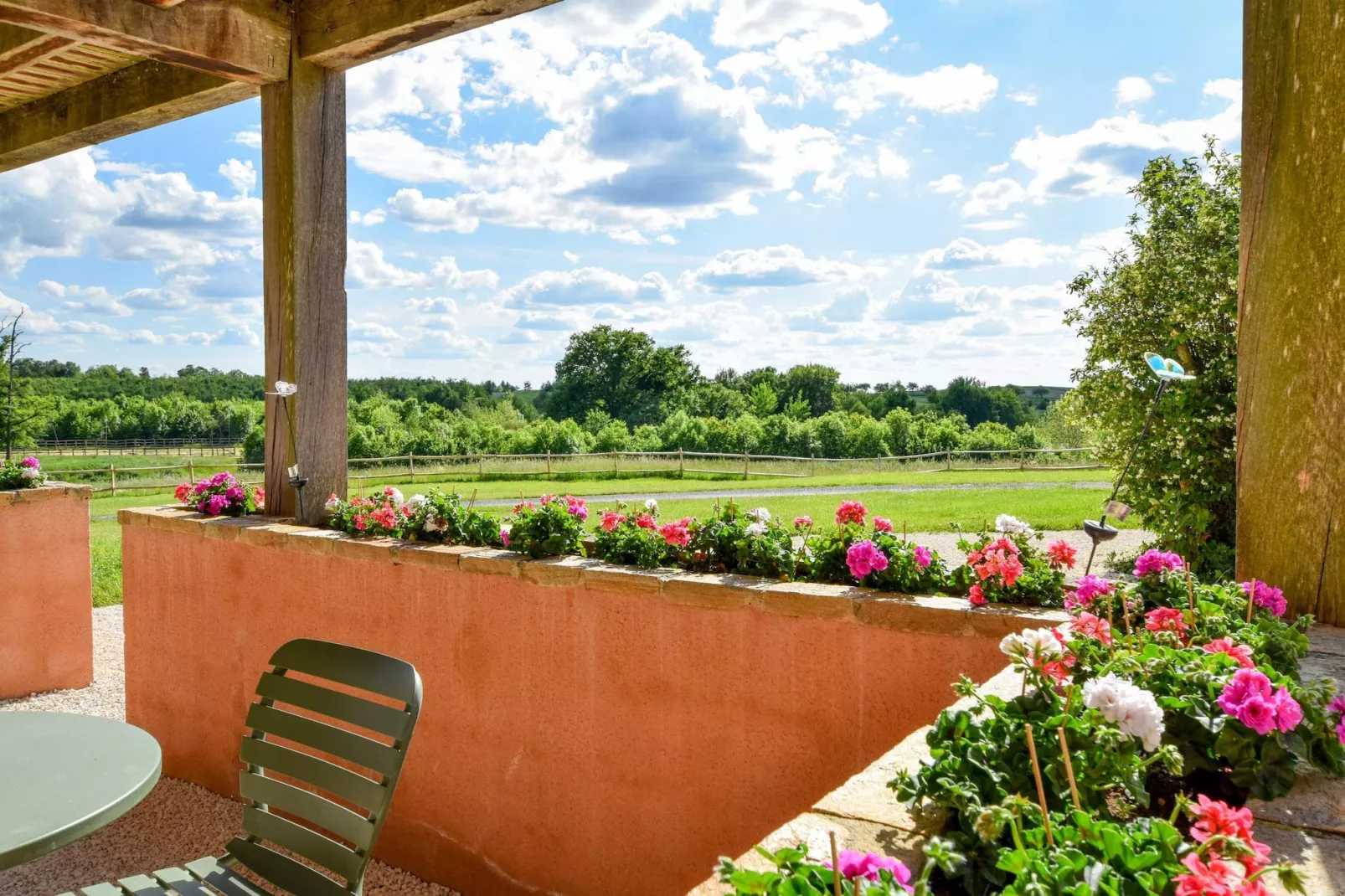 Pavillon le Papillon - Terrasse/Balkon