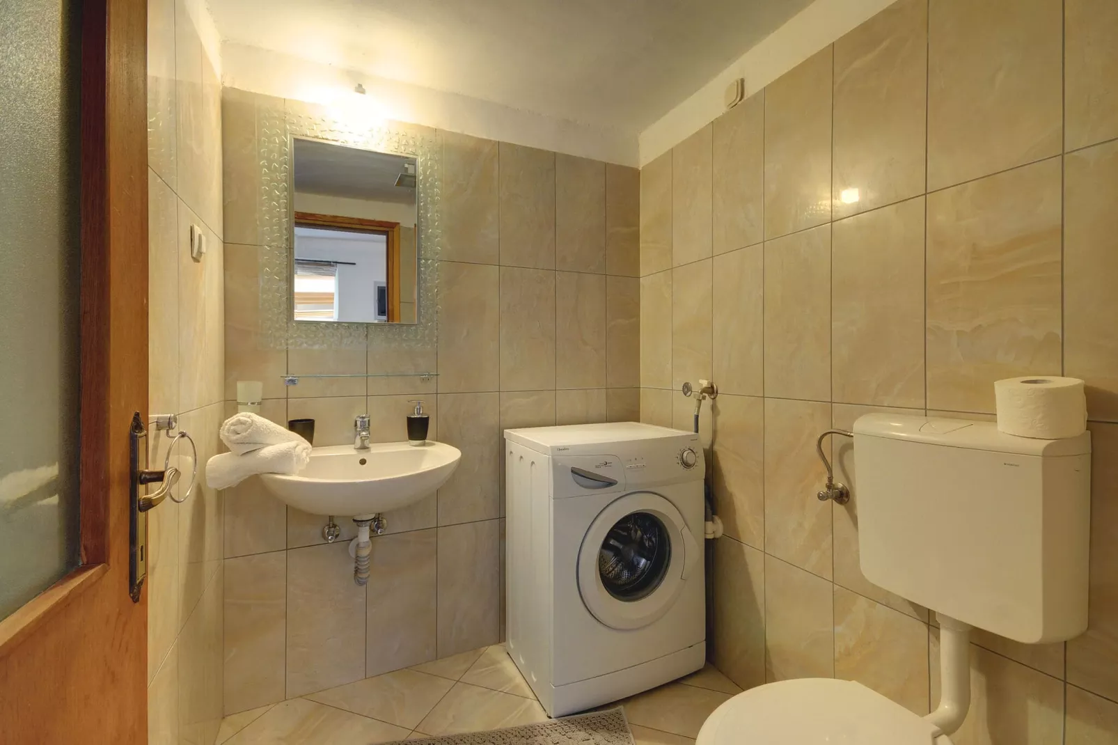 Villa Katarina-Bathroom