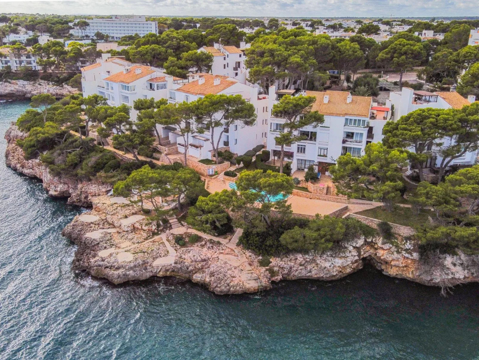 Neu renoviertes, modernes Apartment für 4 Personen, direkt an der Cala Ferrera - Draußen