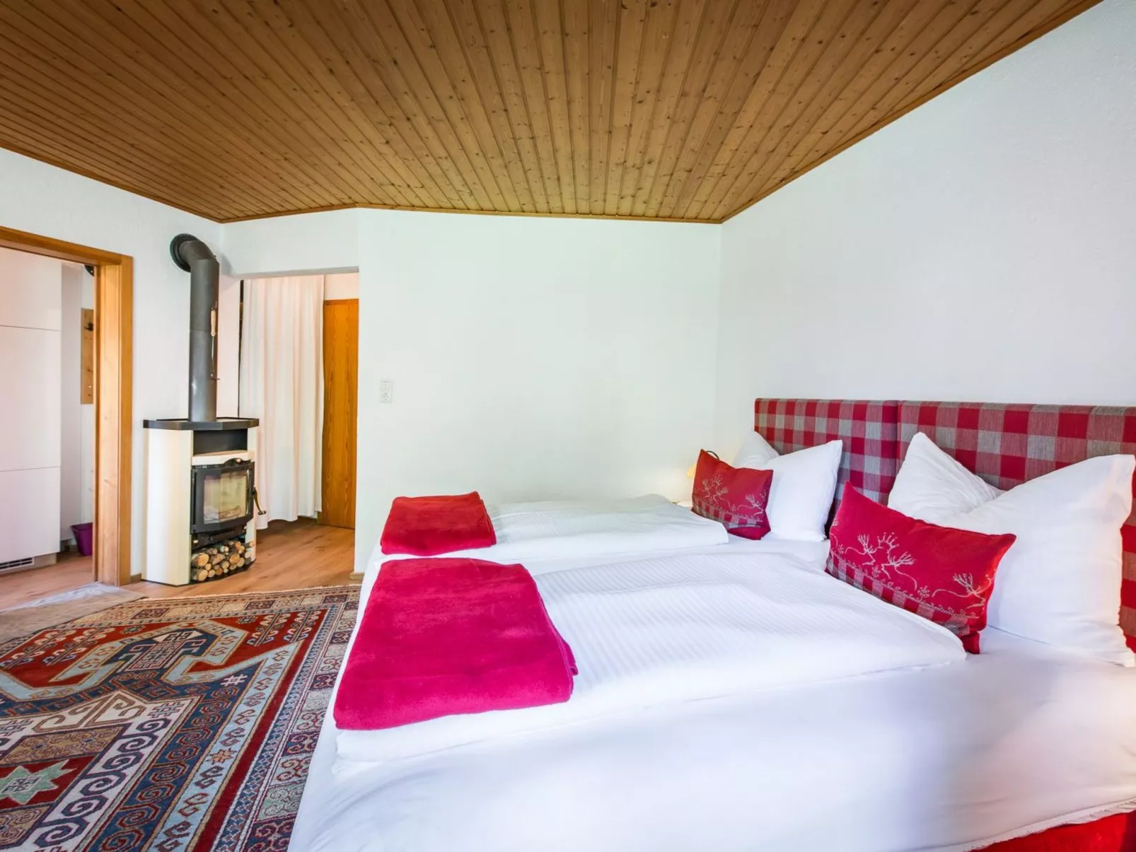 Bärenkopf supreme Studio 4 - Image-tags.info