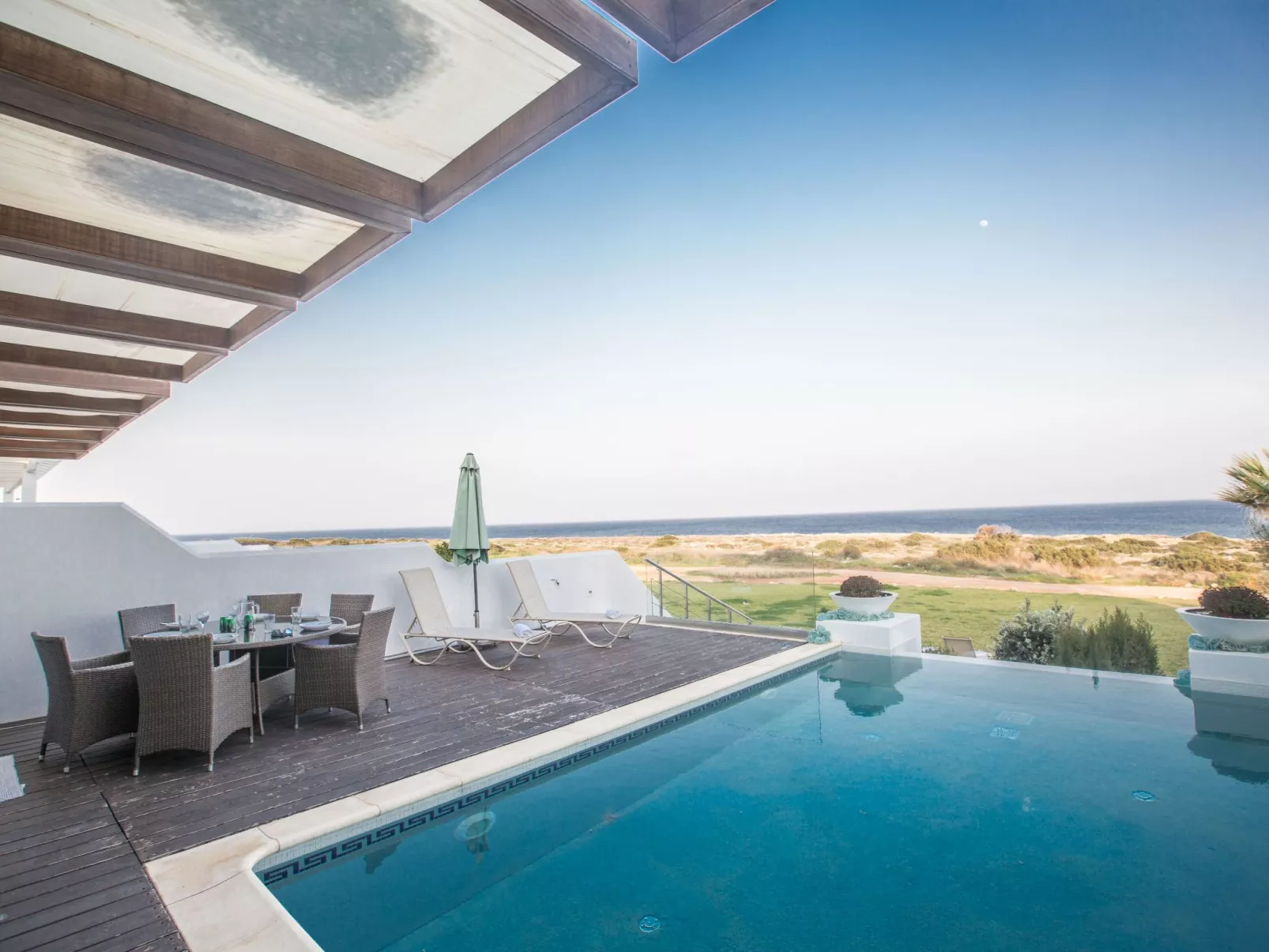 Geräumige Ferienvilla mit atemberaubendem Ausblick - Image-tags.info