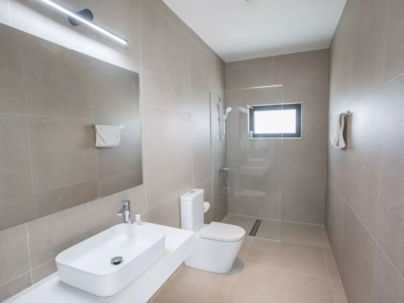 Mit Privatpool für 11 Personen ca. 220 m&sup2; in Protaras, Südküste von Zypern - Image-tags.info