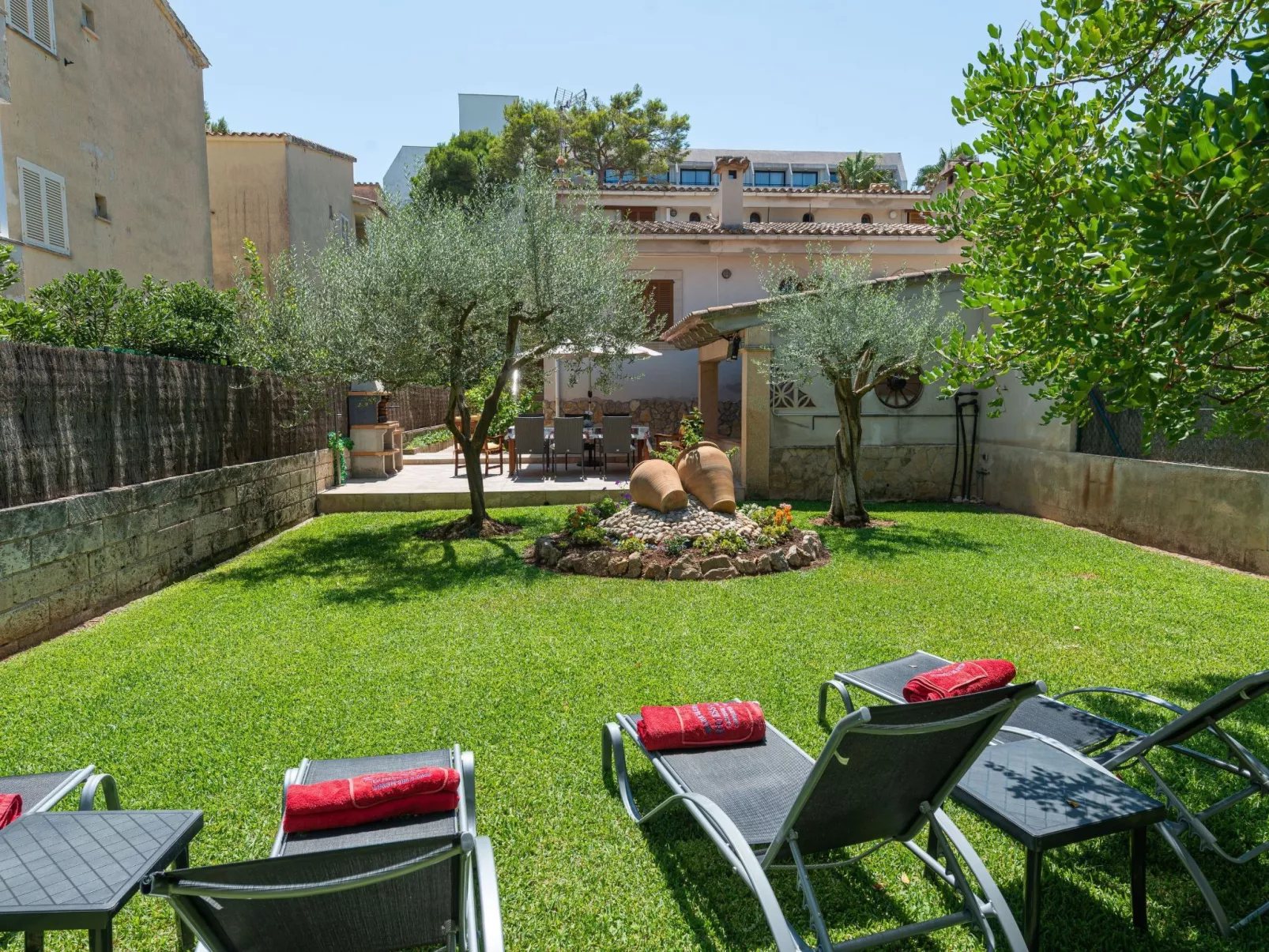 Stilvolle Villa mit Terrasse und Nähe zum Strand - Image-tags.info