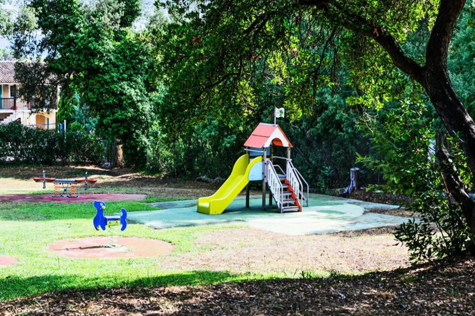 Résidence Les Parcs de Grimaud - maeva Home - Garten Sommer