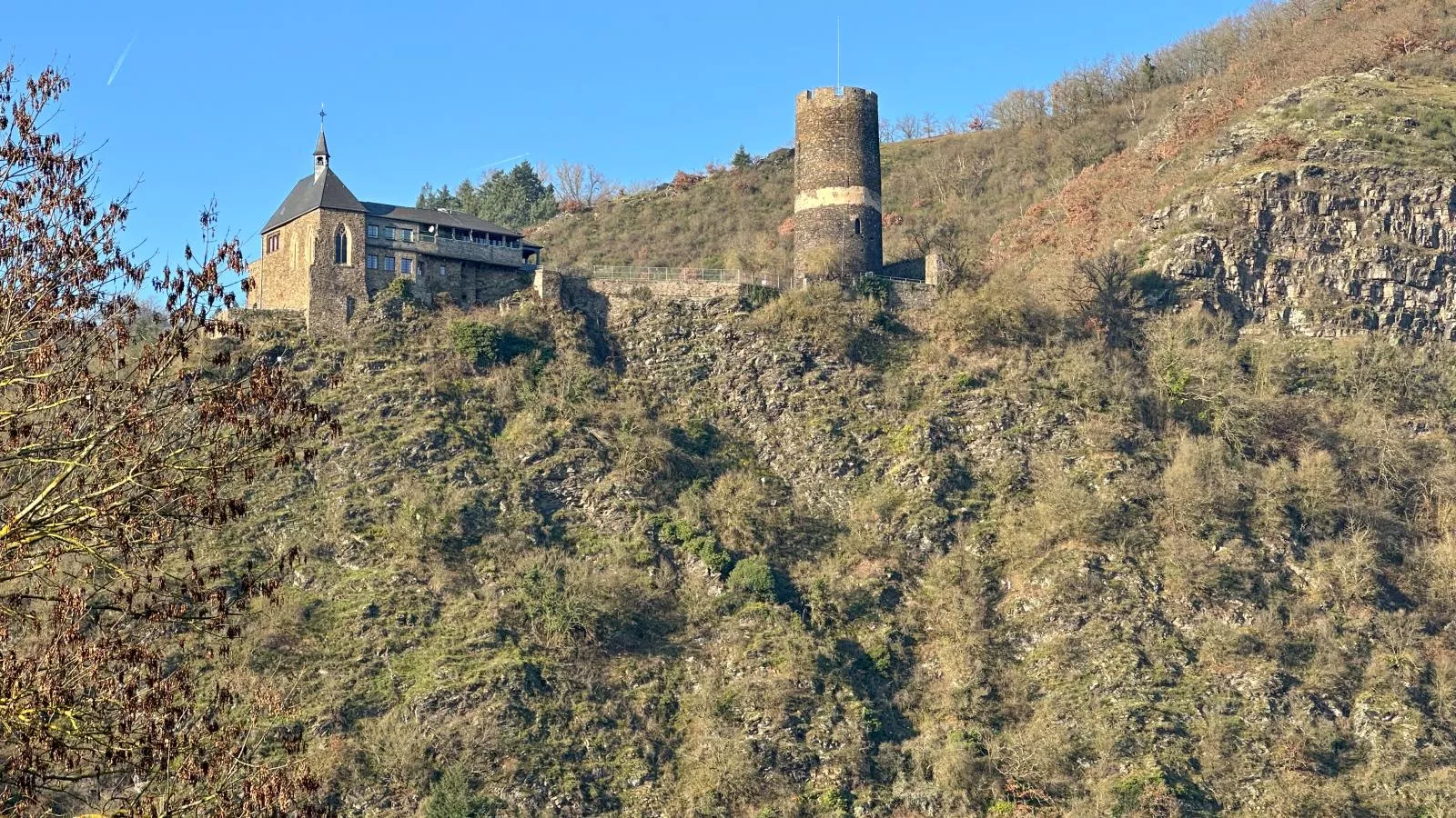 Burgen - Aussicht Sommer