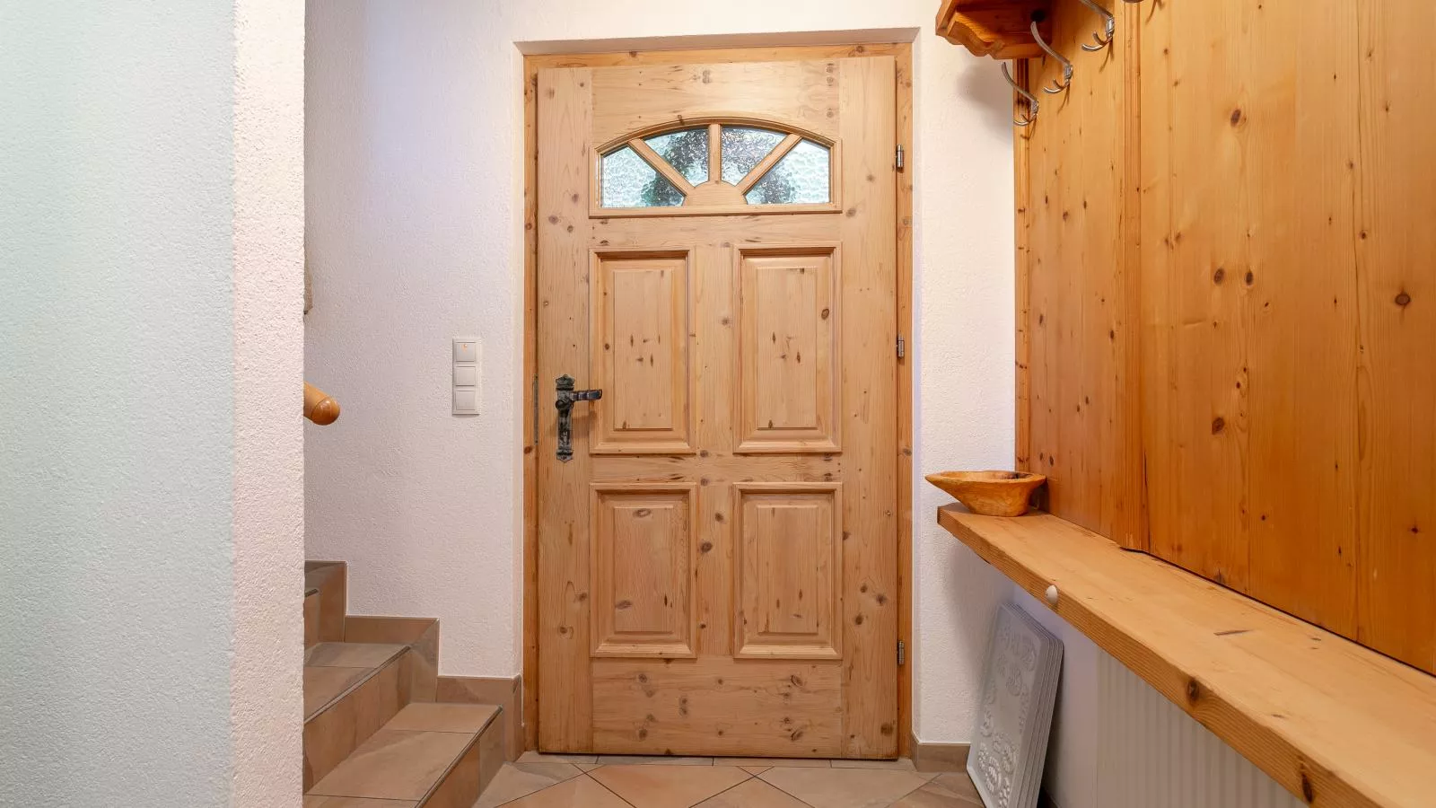 Rosalie-Lorena-Hall & reception