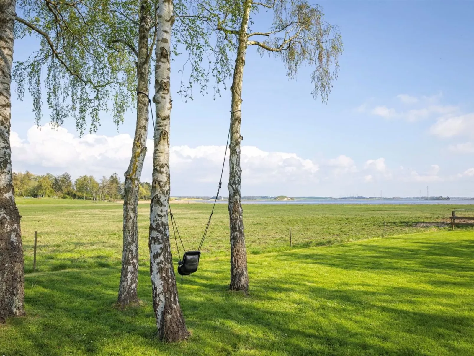 "Jo" - 175m to the fjord-Draußen