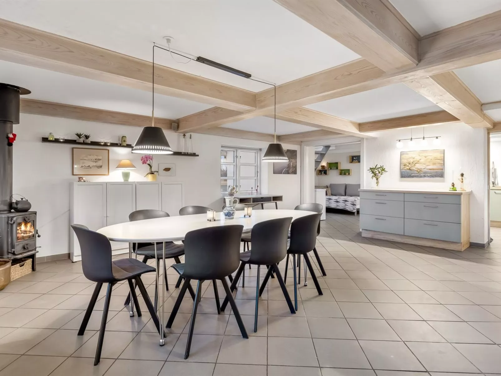 "Yorik" - 1.6km from the sea-Inside