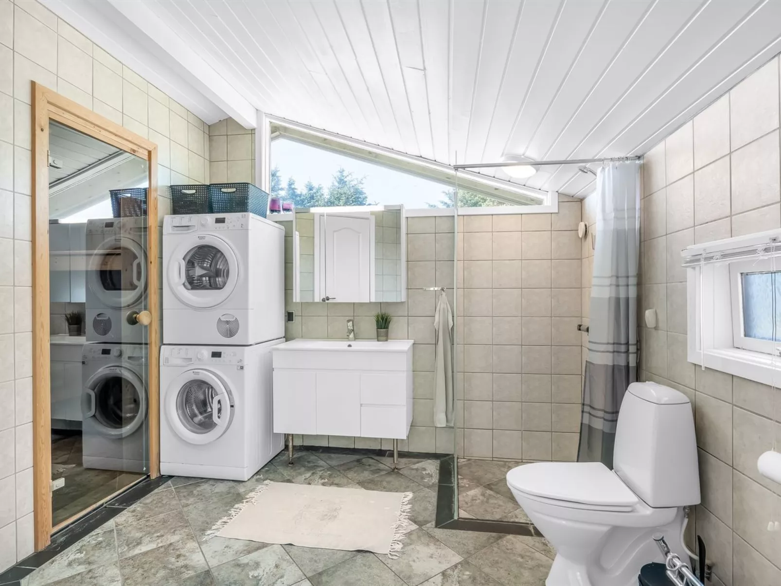 "Peder" - 700m from the sea-Inside