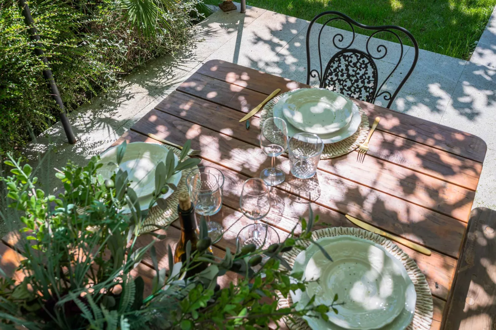 Mas authentique à Paradou Alpilles-Terrace balcony
