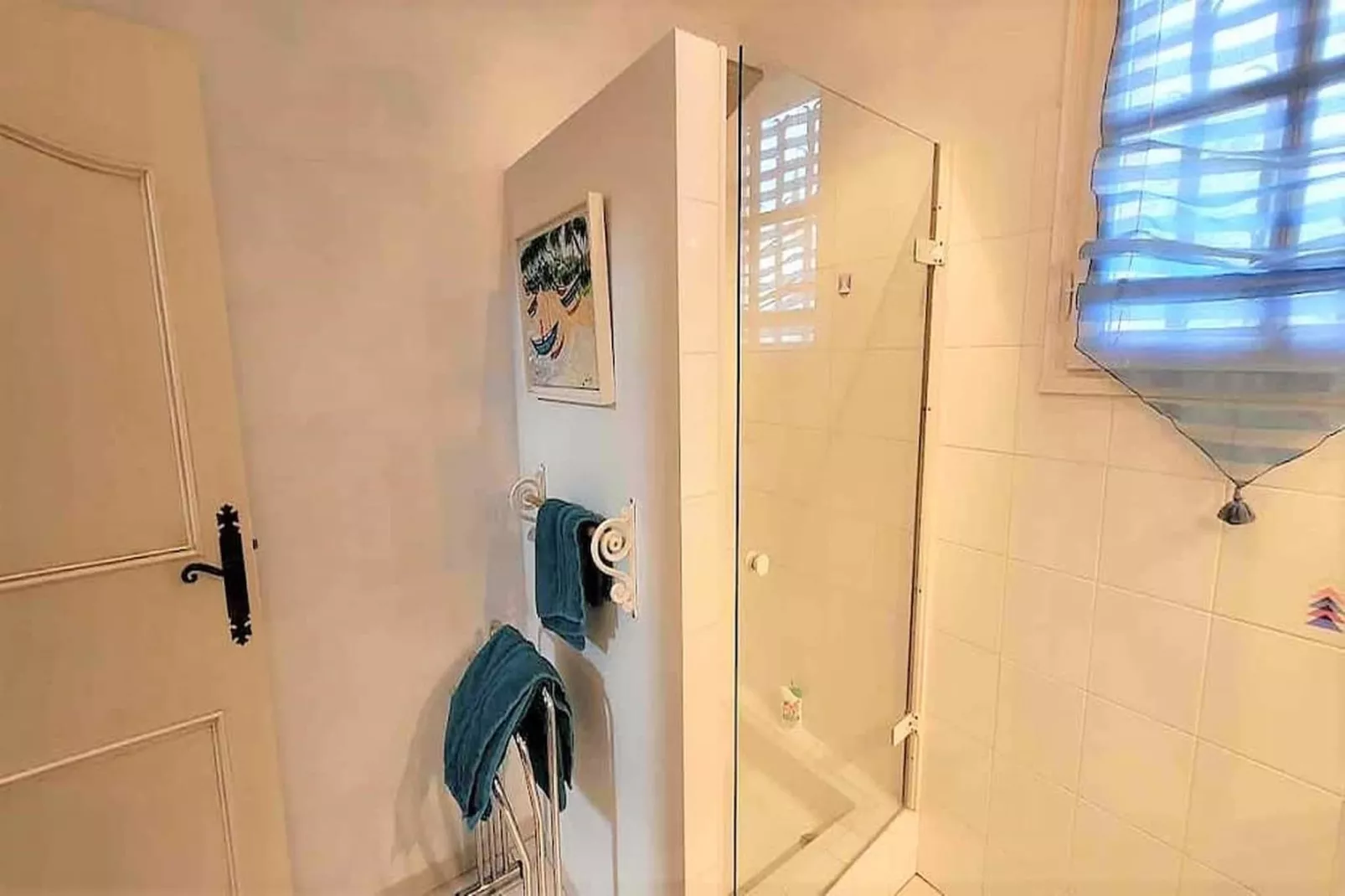 La Maison de Robion-Salle de bain