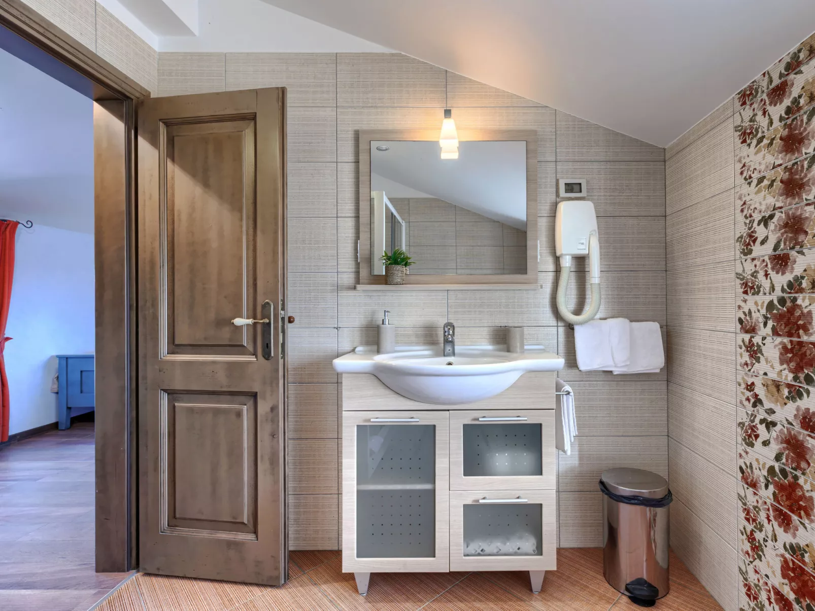 Villa Christina - Inside