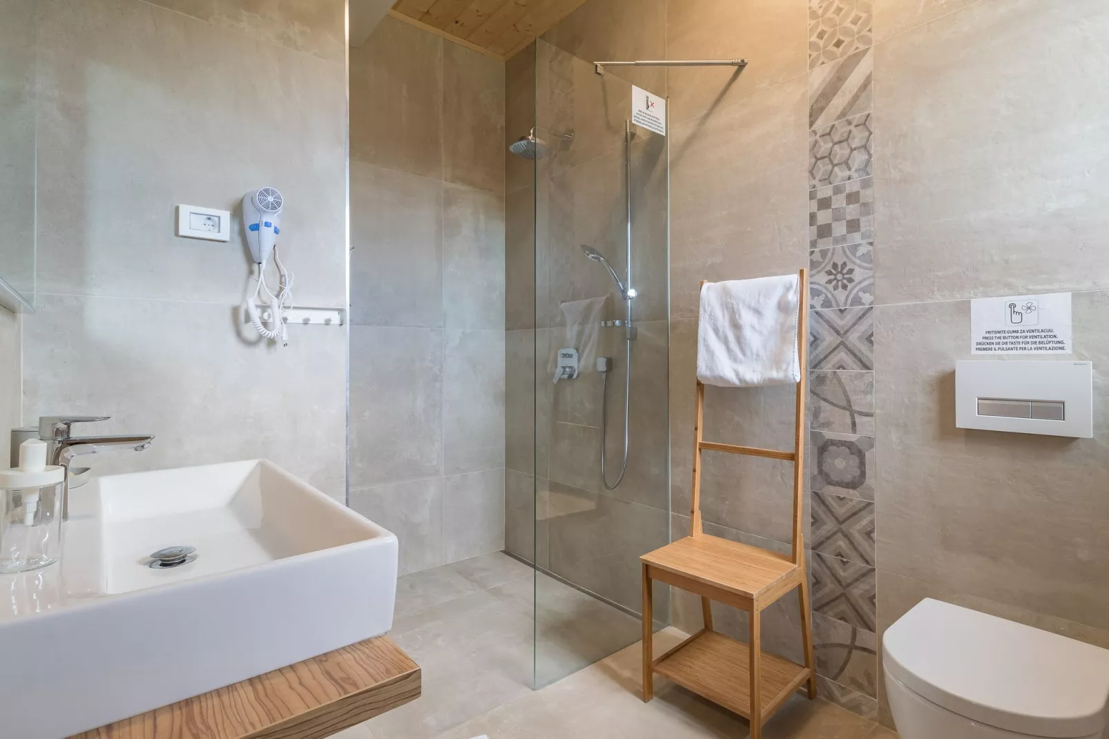 Villa My Koltrina-Salle de bain