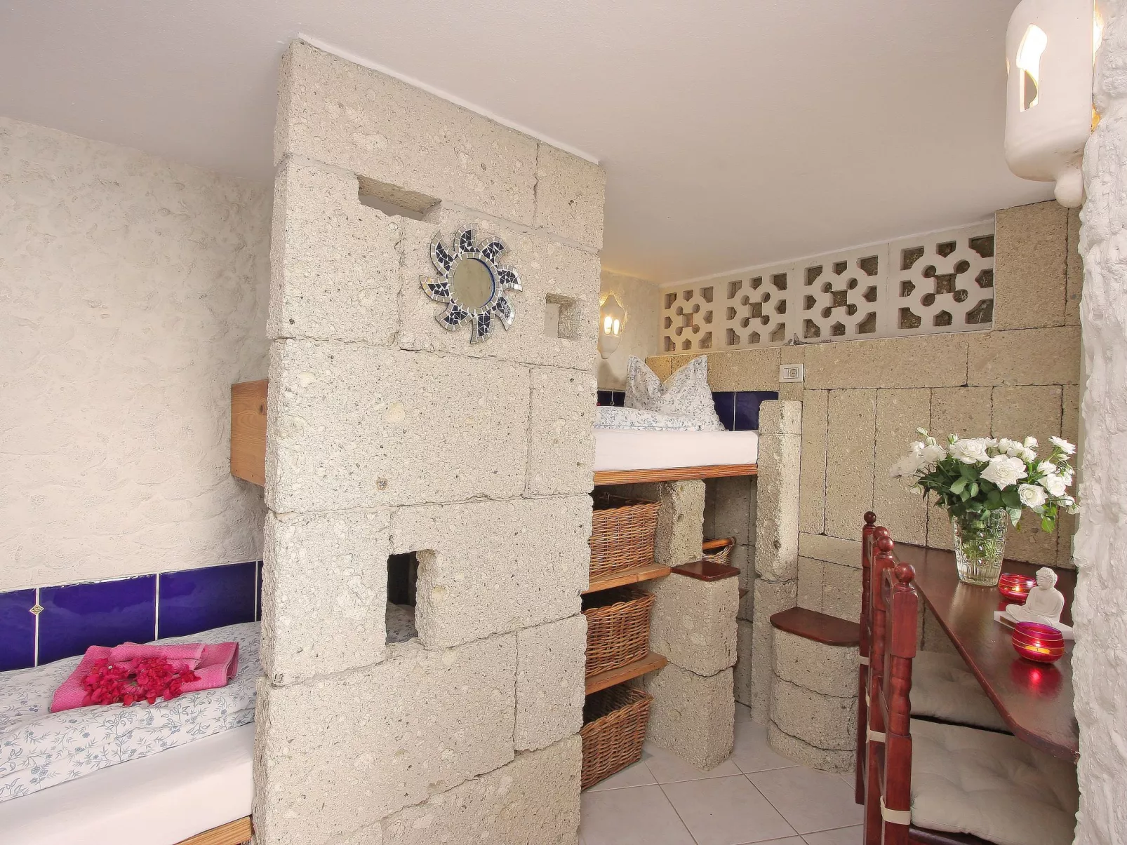 Villa Castillo Moro - Image-tags.info