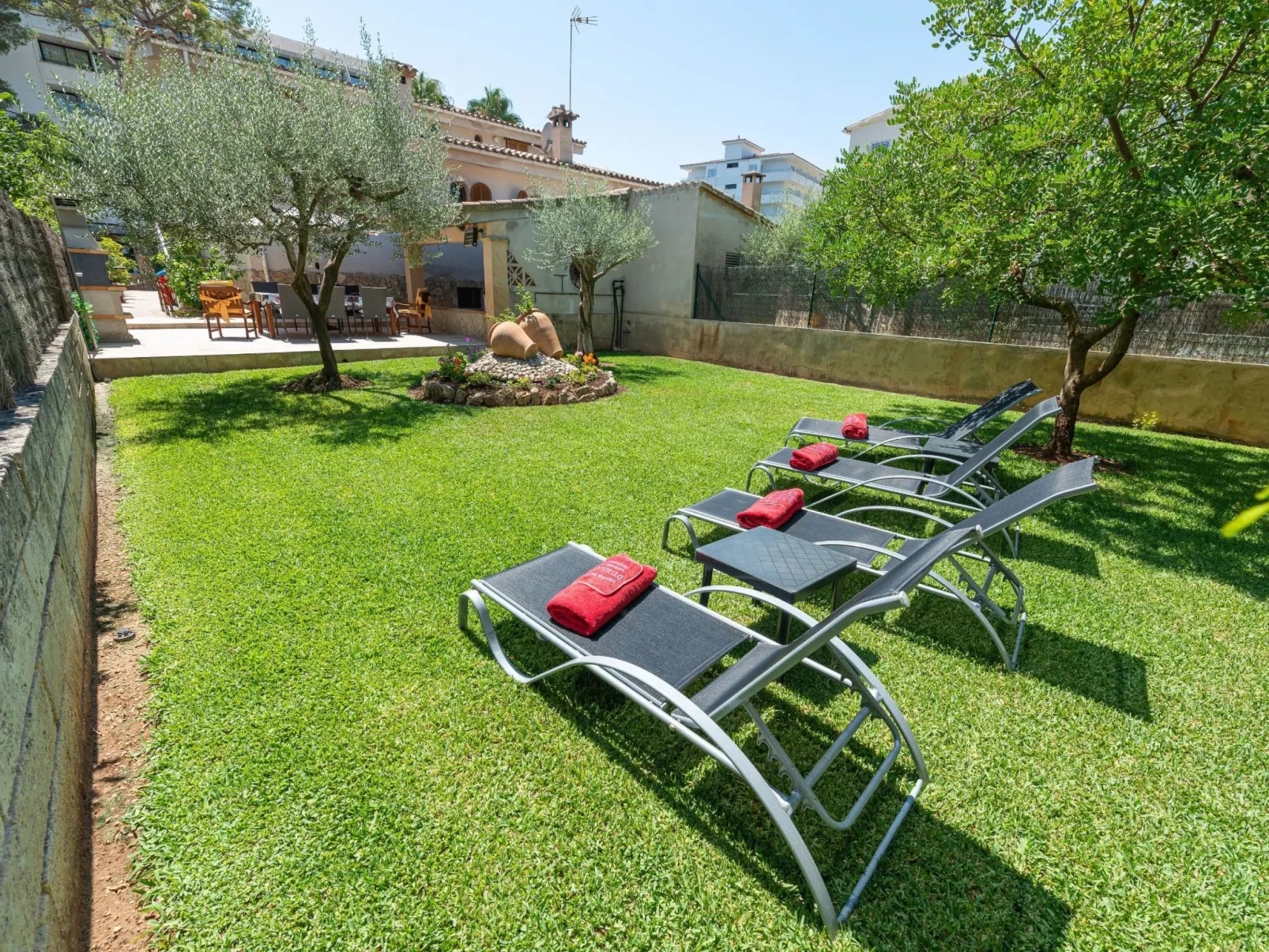 Stilvolle Villa mit Terrasse und Nähe zum Strand - Image-tags.info